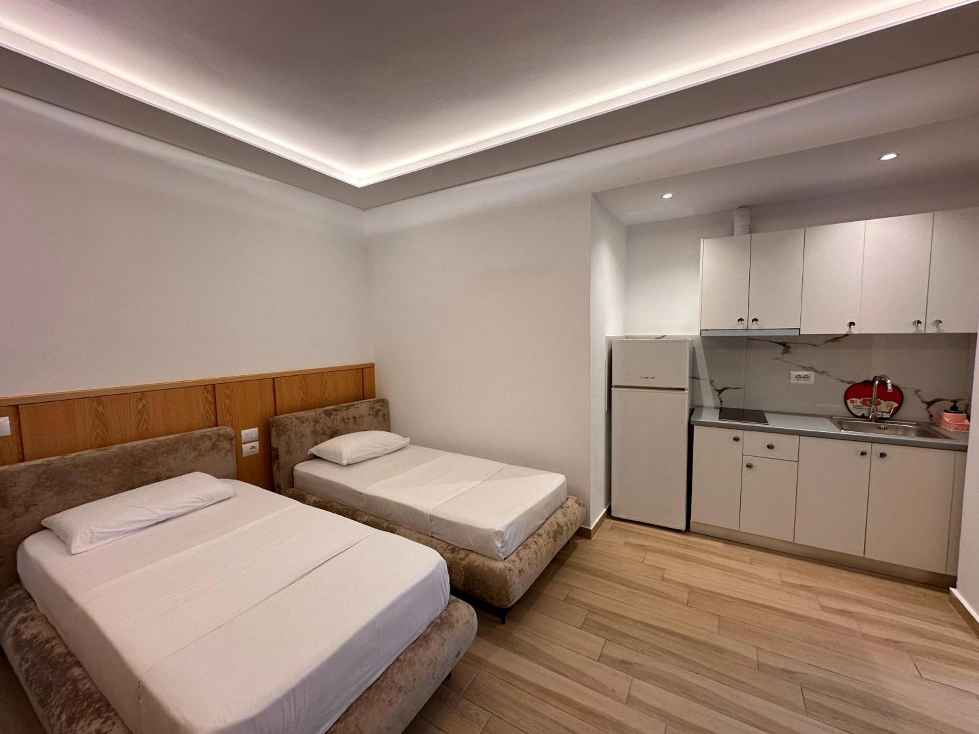 Memaj Apartahotel Ksamil