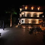Villa Memaj