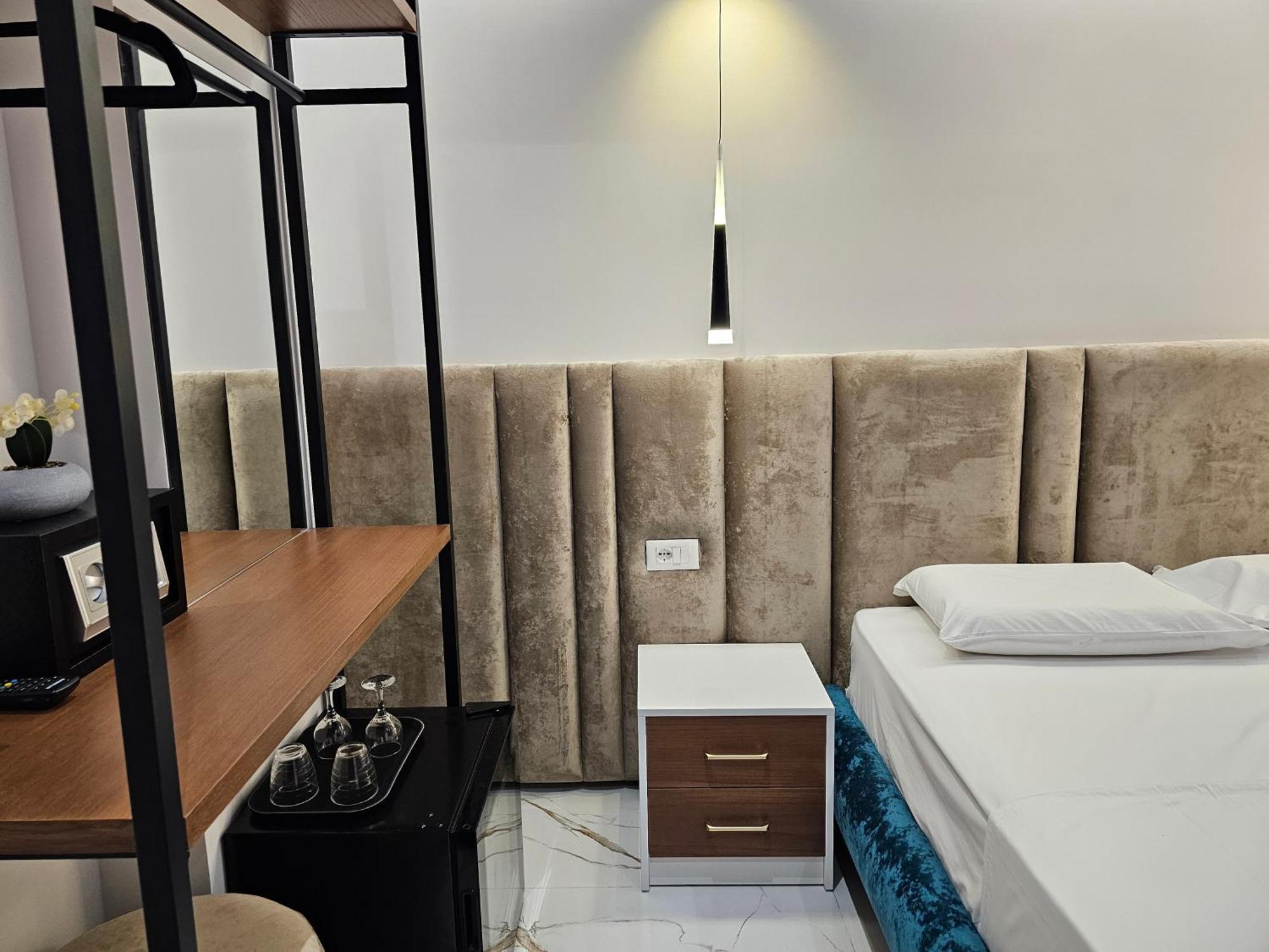 Memaj Hotel apartamentowy Ksamil