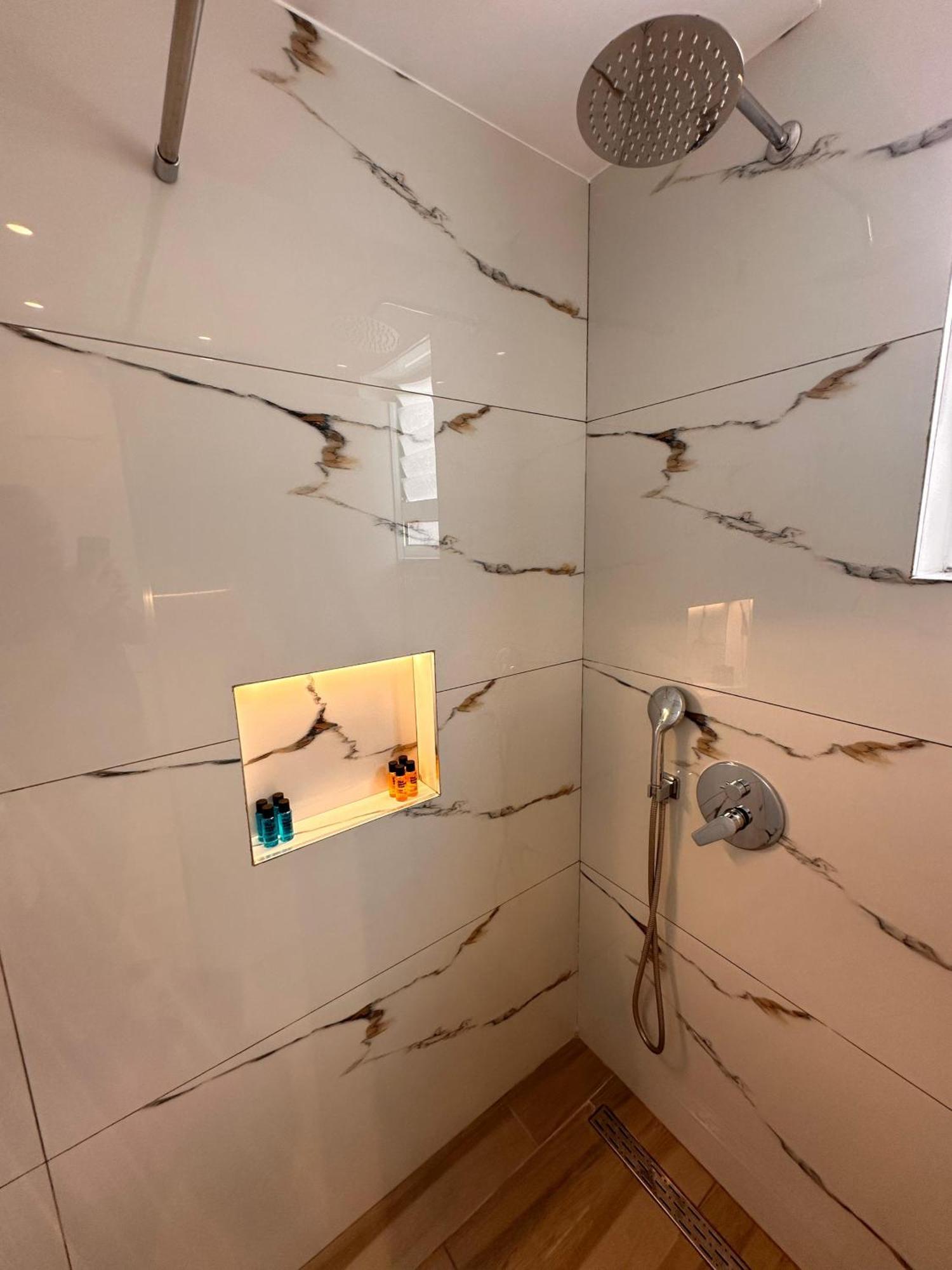 Hotel apartamentowy Memaj Ksamil